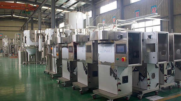 小型噴霧干燥機半成品區(qū)